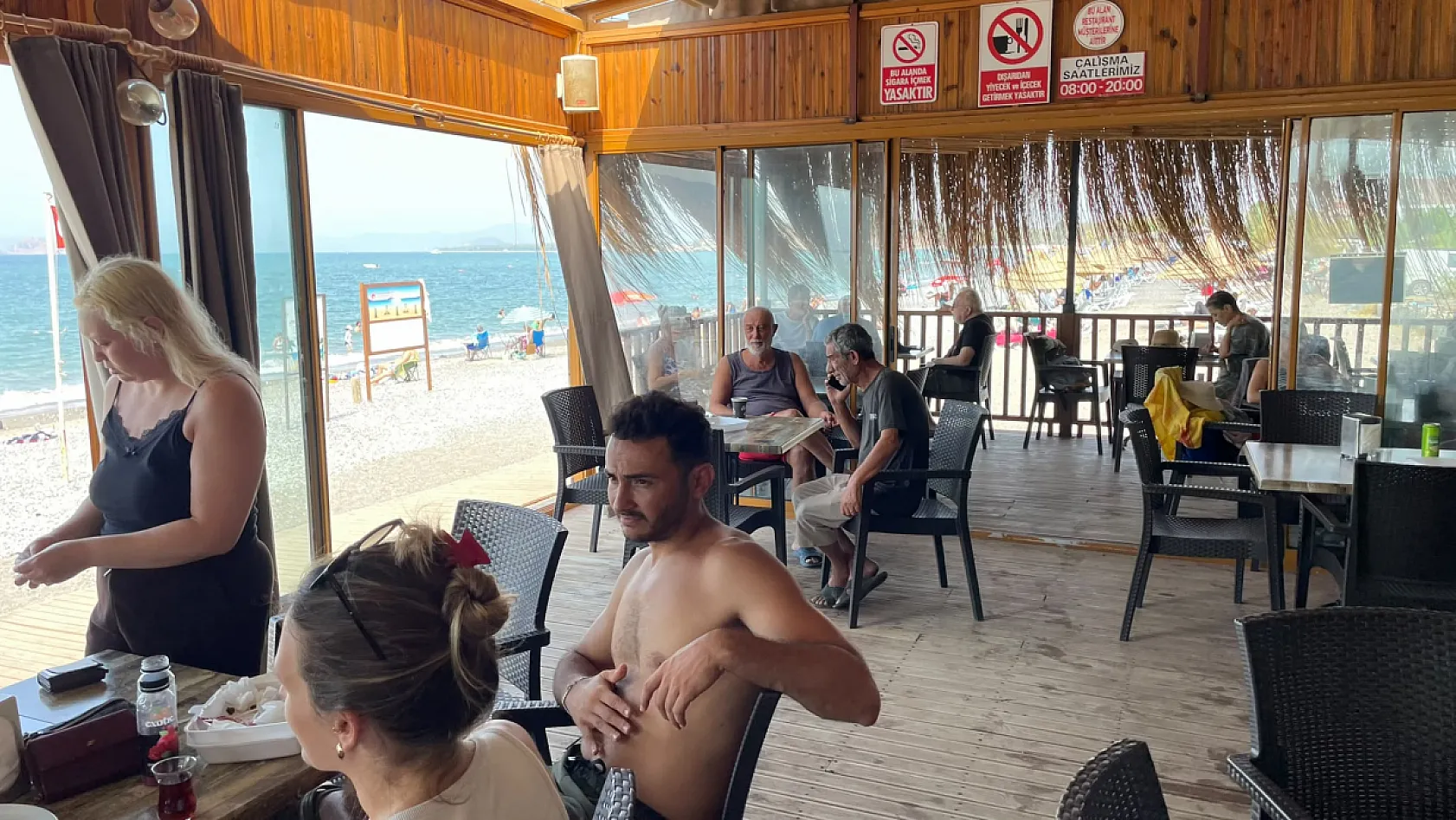Fethiye Belediyesi Çalış Halk Plajı'nda uygun fiyatlar yüz güldürüyor