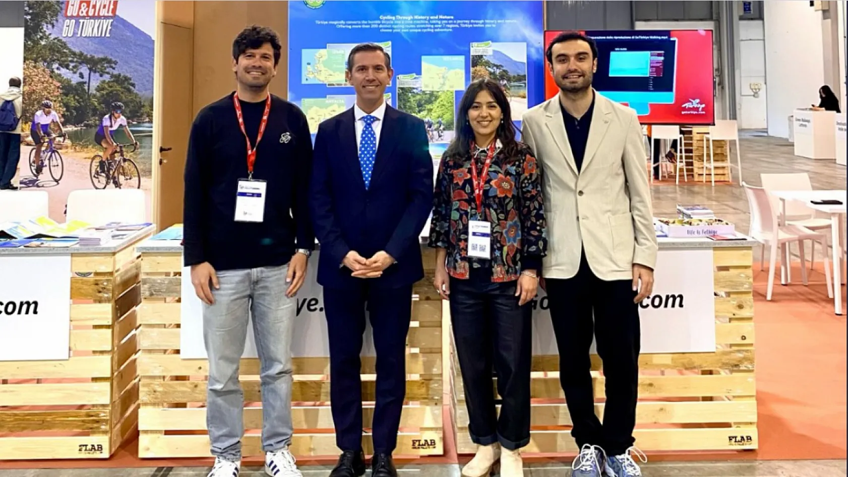 Fethiye Belediyesi, İtalya'daki bisiklet turizmi fuarında tanıtım yaptı