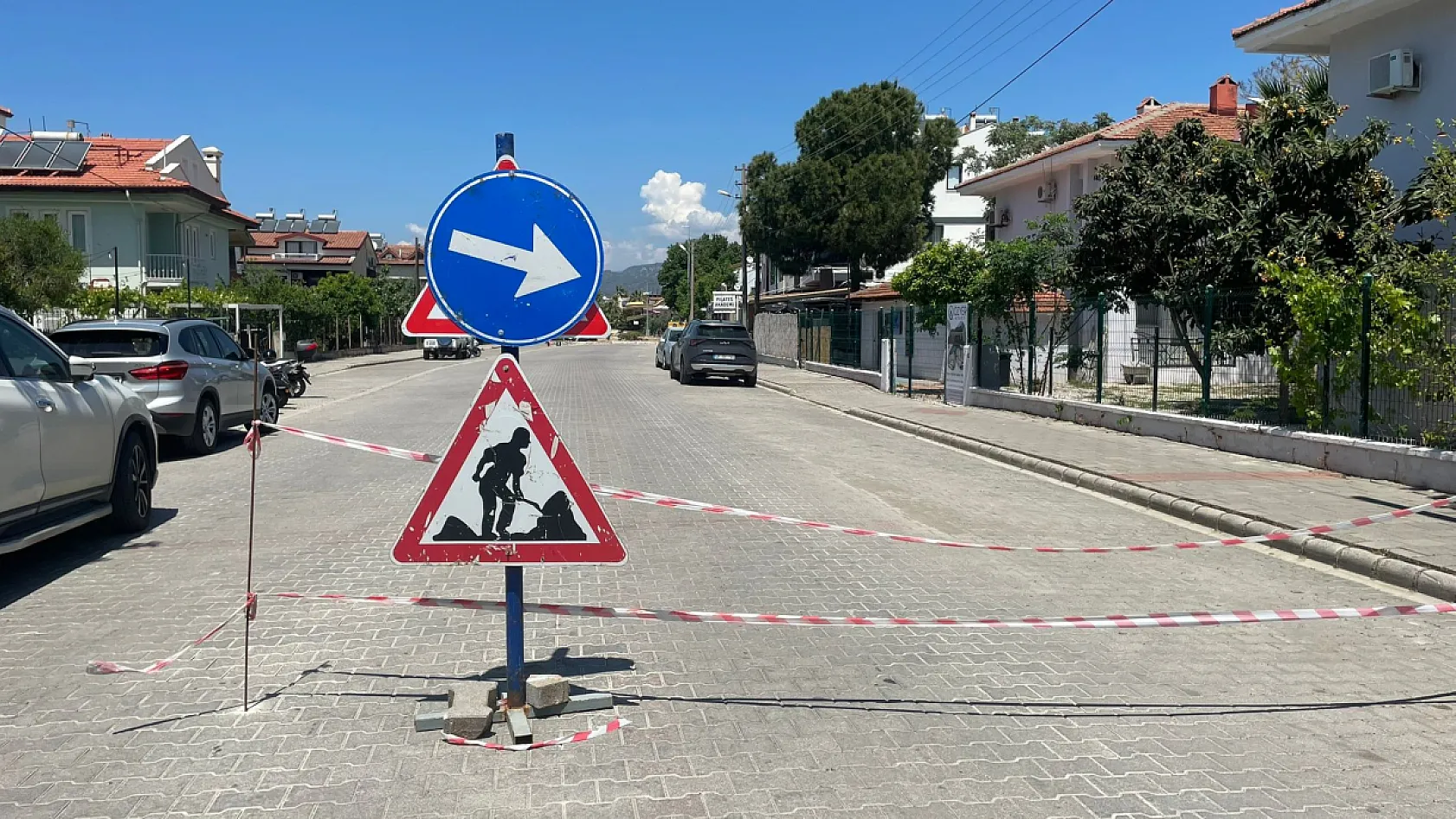 Fethiye Belediyesi Yerguzlar Caddesi'nde parke yenileme çalışmasına başladı
