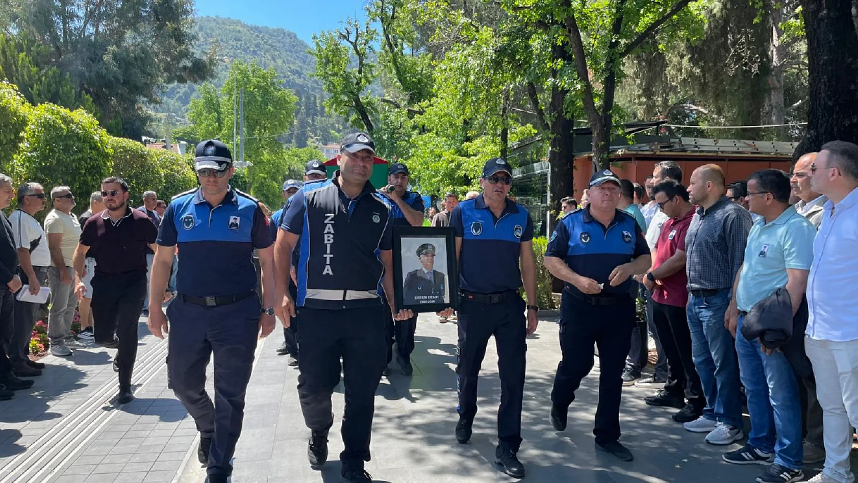 Fethiye Belediyesi'nde Kerem Ersoy'a hüzünlü veda