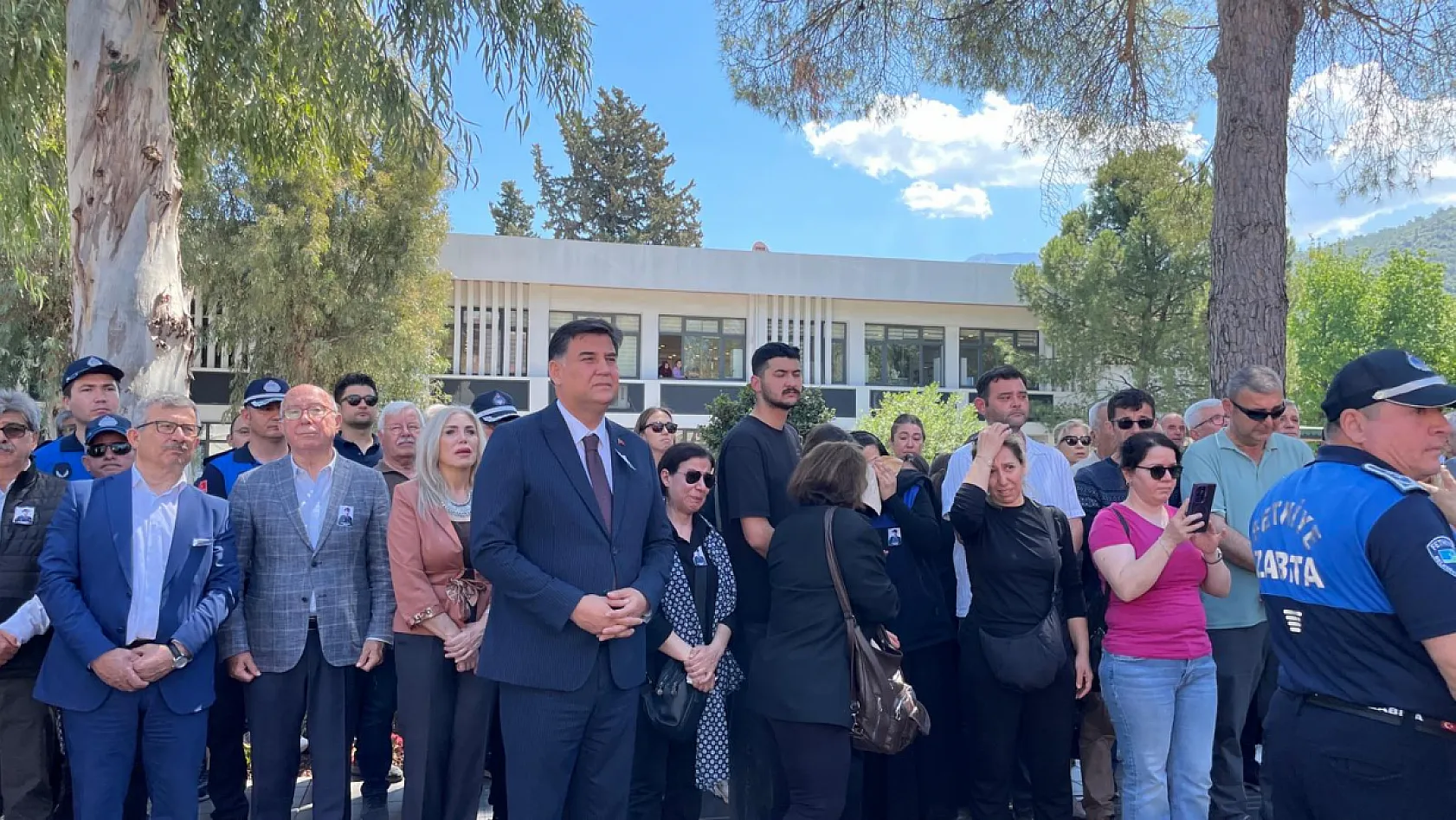 Fethiye Belediyesi'nde Kerem Ersoy'a hüzünlü veda
