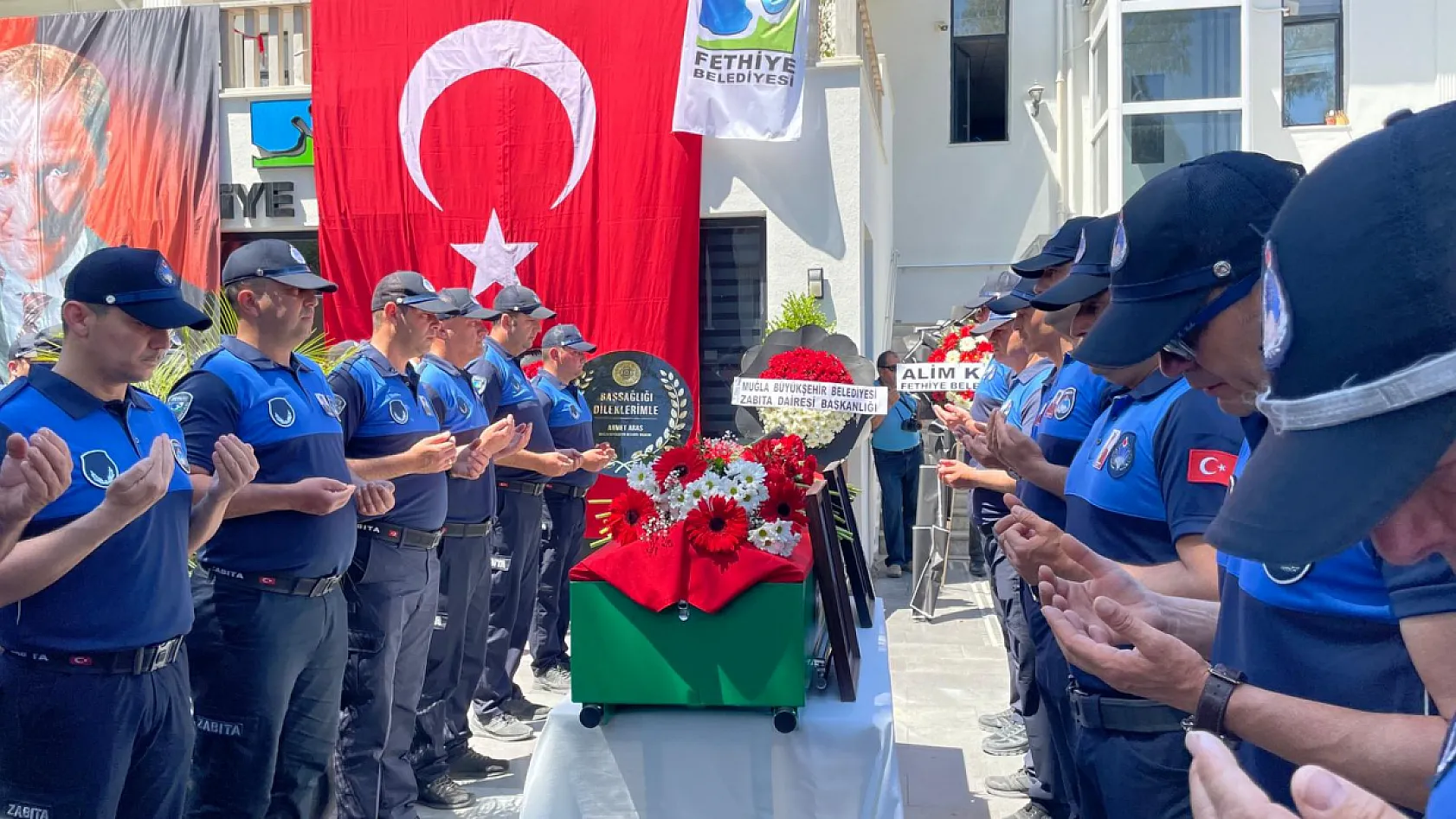 Fethiye Belediyesi'nde Kerem Ersoy'a hüzünlü veda