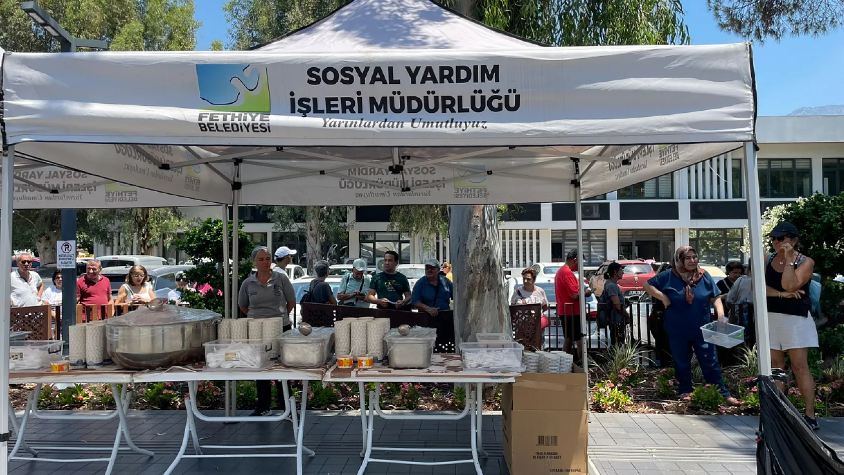 Fethiye Belediyesi'nden Muharrem Ayında Geleneksel Aşure İkramı