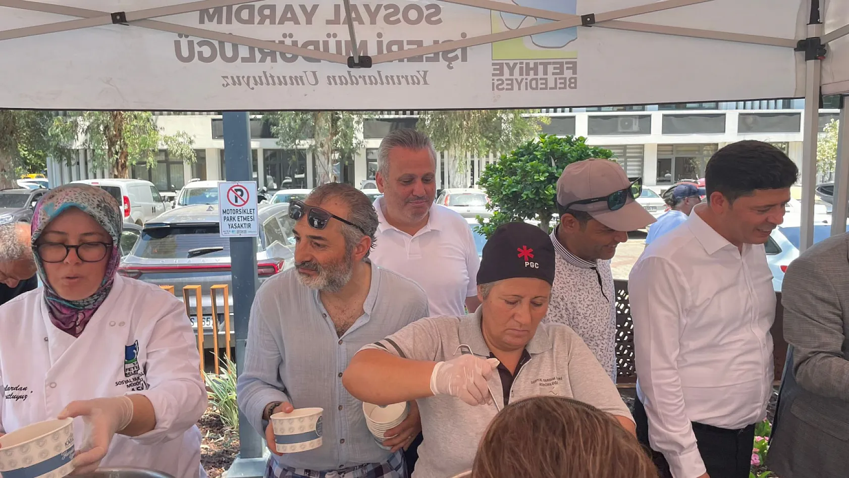 Fethiye Belediyesi'nden Muharrem Ayında Geleneksel Aşure İkramı