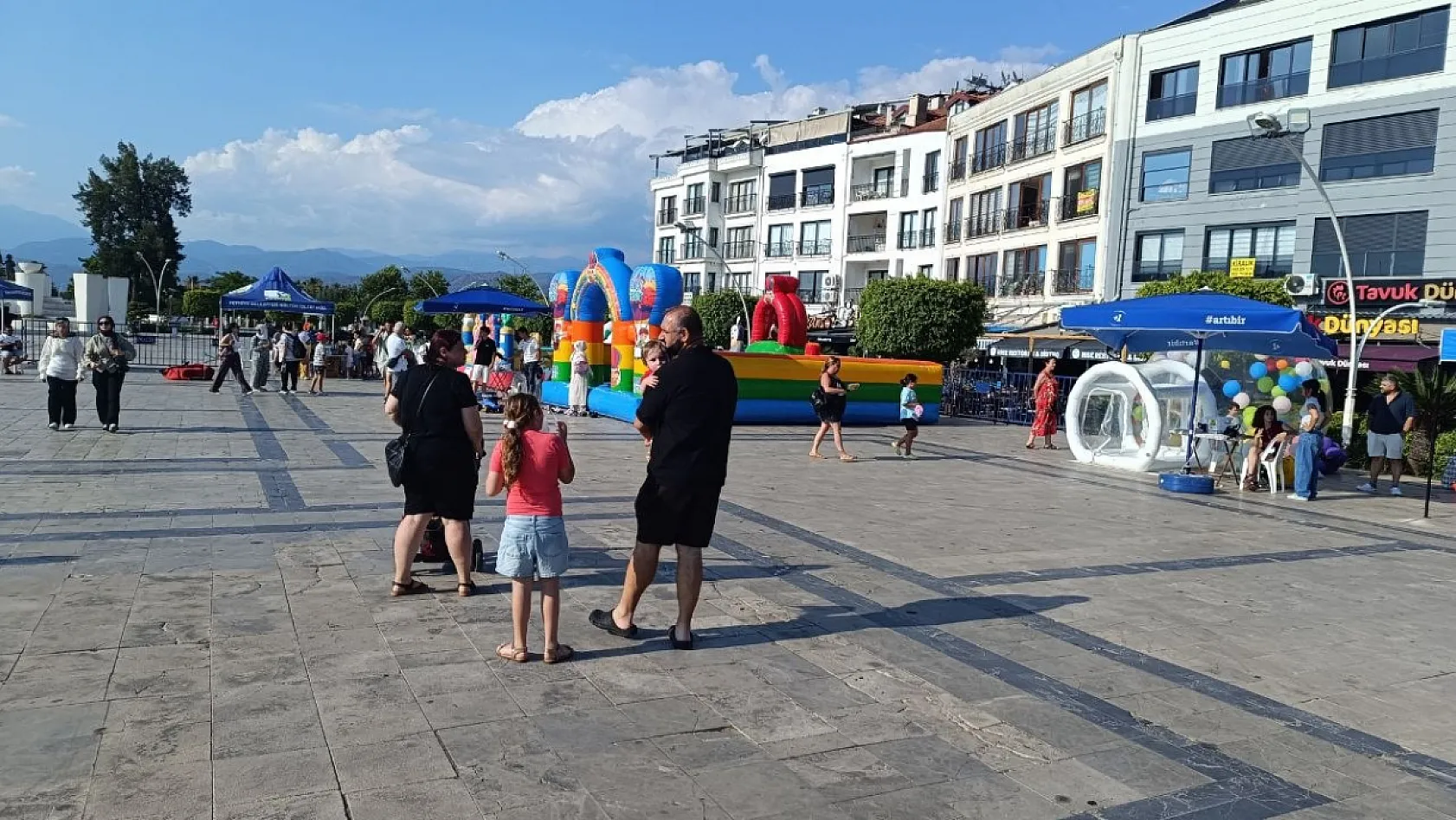 Fethiye Beşkaza Meydanı'nda Yusuf Eymen İçin Düzenlenen Şenlikte İkinci Gün Etkinlikleri Devam Ediyor