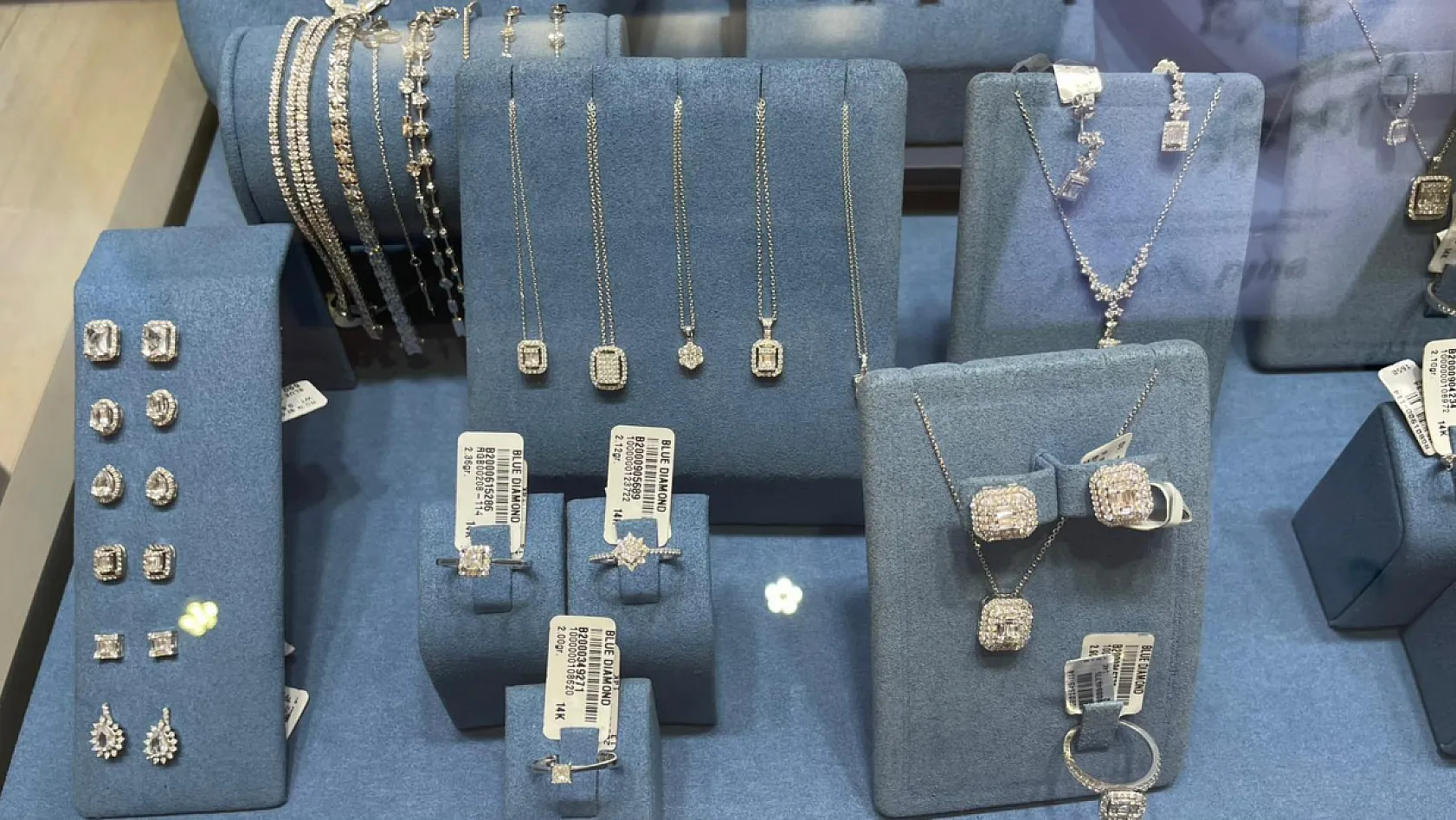Fethiye Blue Diamond'dan Anneler Günü'ne özel yüzde 50 indirim ve sürpriz hediyeler