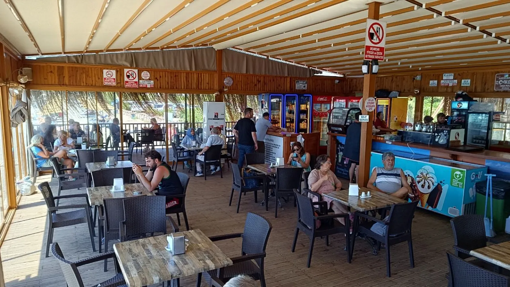 Fethiye Çalış Halk Plajı'nda Uygun Fiyatlı Hizmet İlgi Görüyor