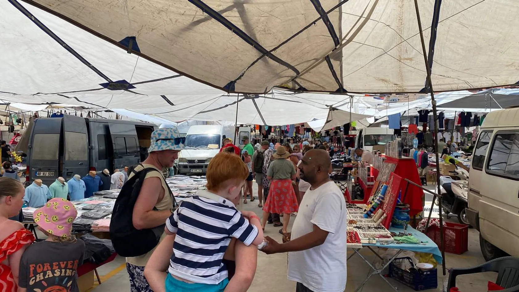 Fethiye Çalış Pazarı Esnafı Turizm Sezonundan Umduğunu Bulamadı