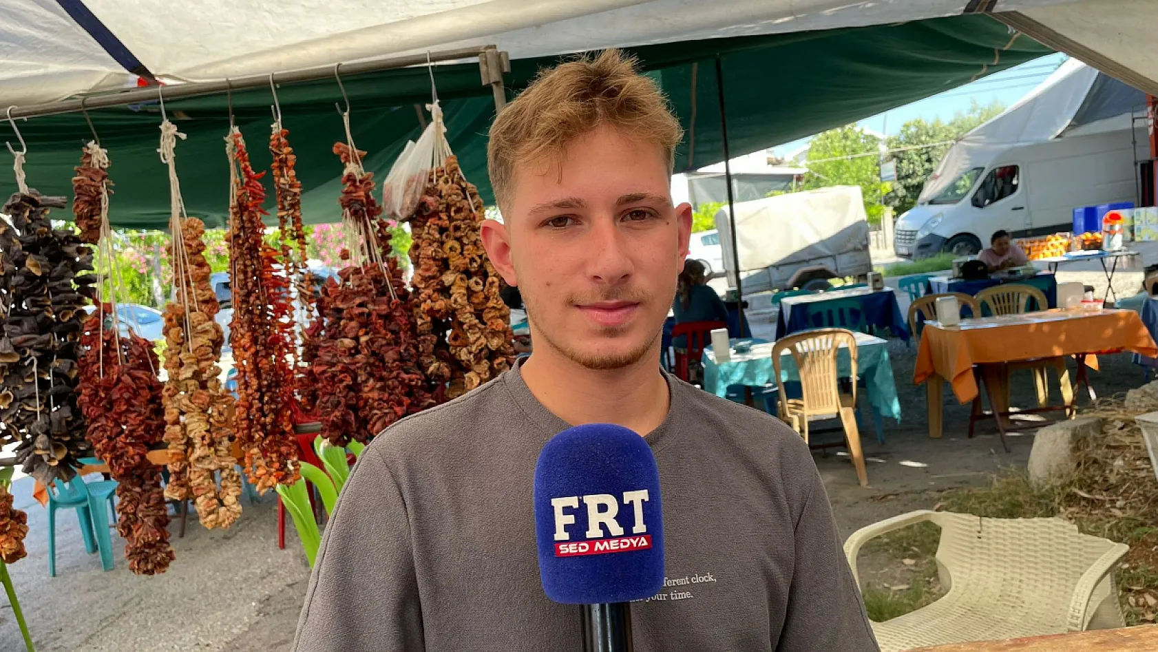 Fethiye Çiftlik Pazarı'nda doğal lezzetlere turist ilgisi
