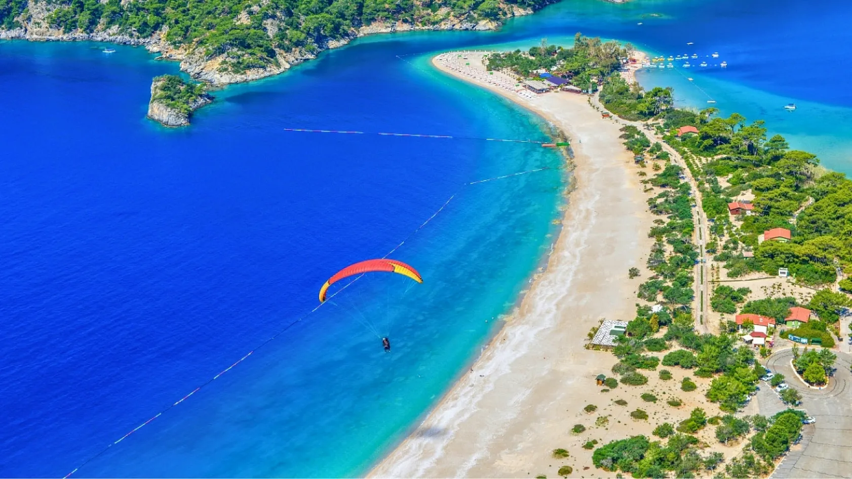 Fethiye'de bayramda yüzler güldü, gözler yaz sezonuna çevrildi