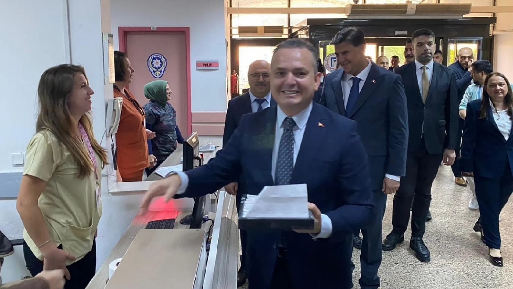 Fethiye'de bayramlaşma Başladı: İlk ziyaret Devlet Hastanesi'ne