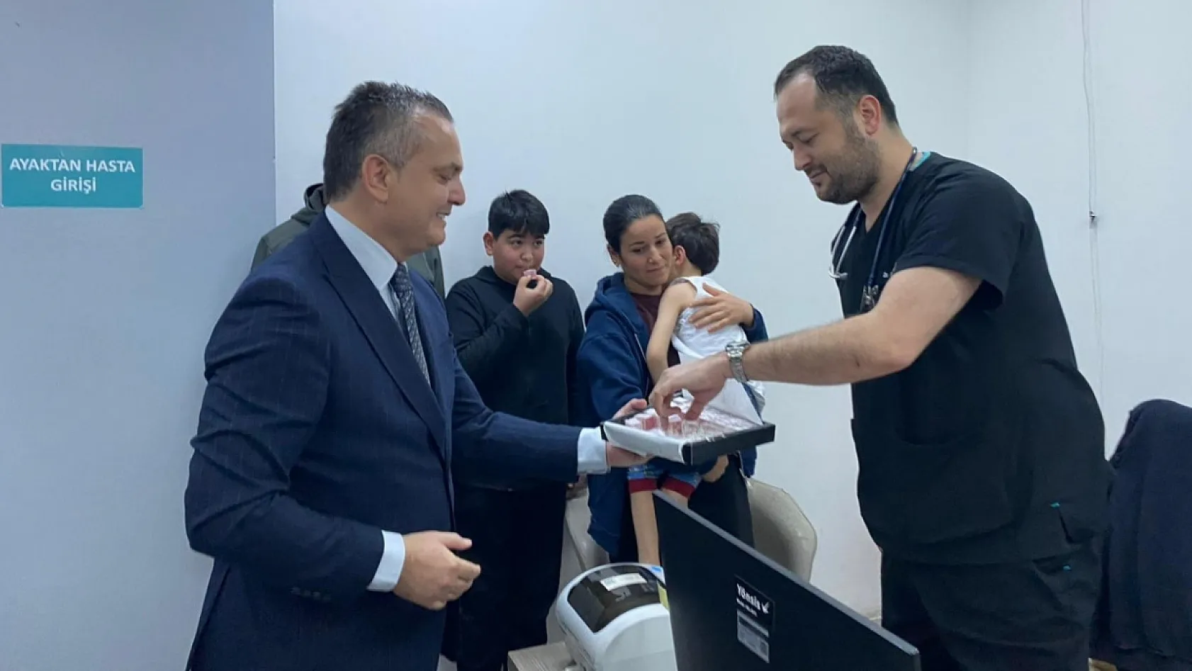 Fethiye'de bayramlaşma Başladı: İlk ziyaret Devlet Hastanesi'ne
