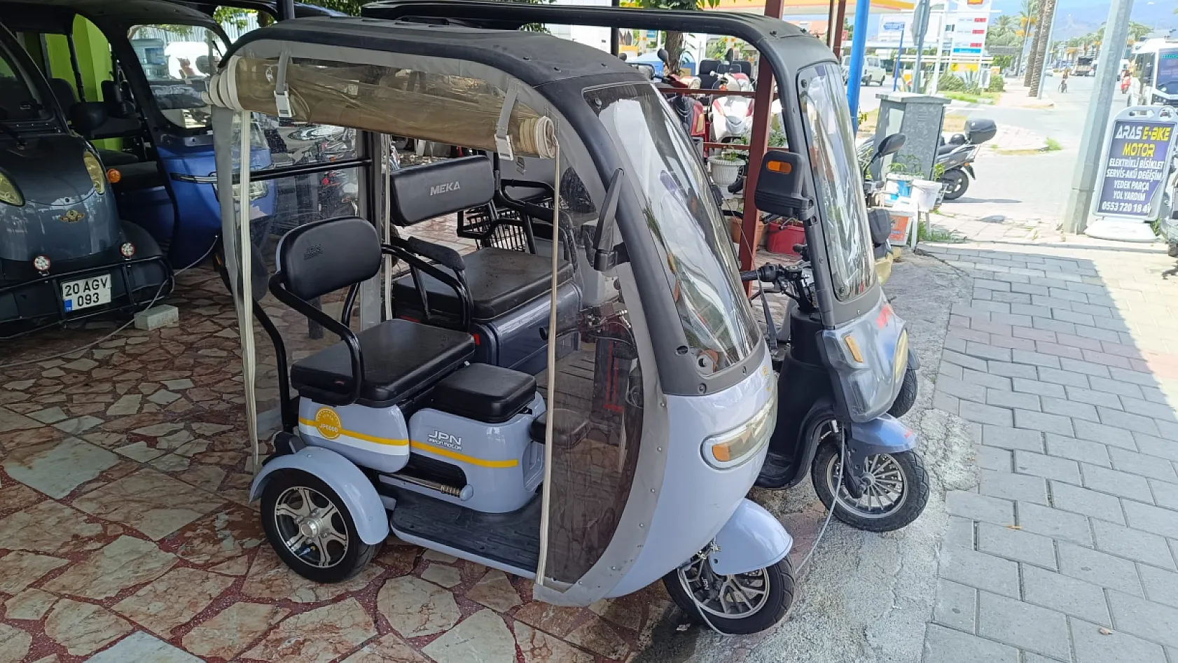 Fethiye'de elektrikli motor ustası uyardı: Bir hata aküyü kullanılamaz hale getirebilir