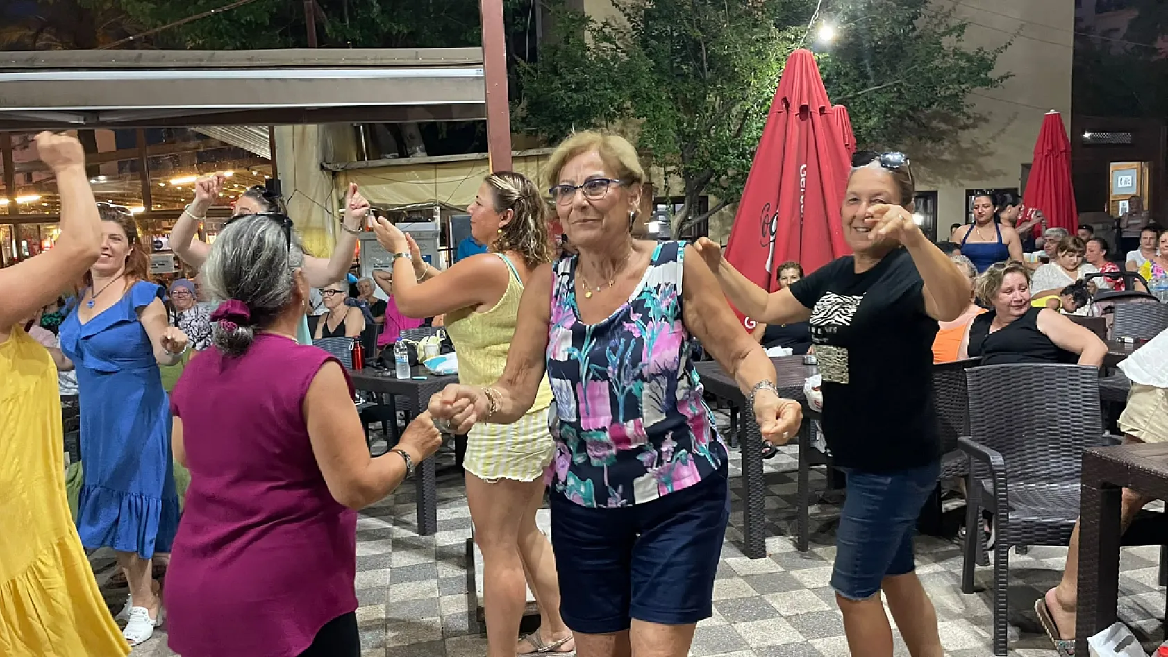 Fethiye'de müzik dolu yaz akşamları devam ediyor