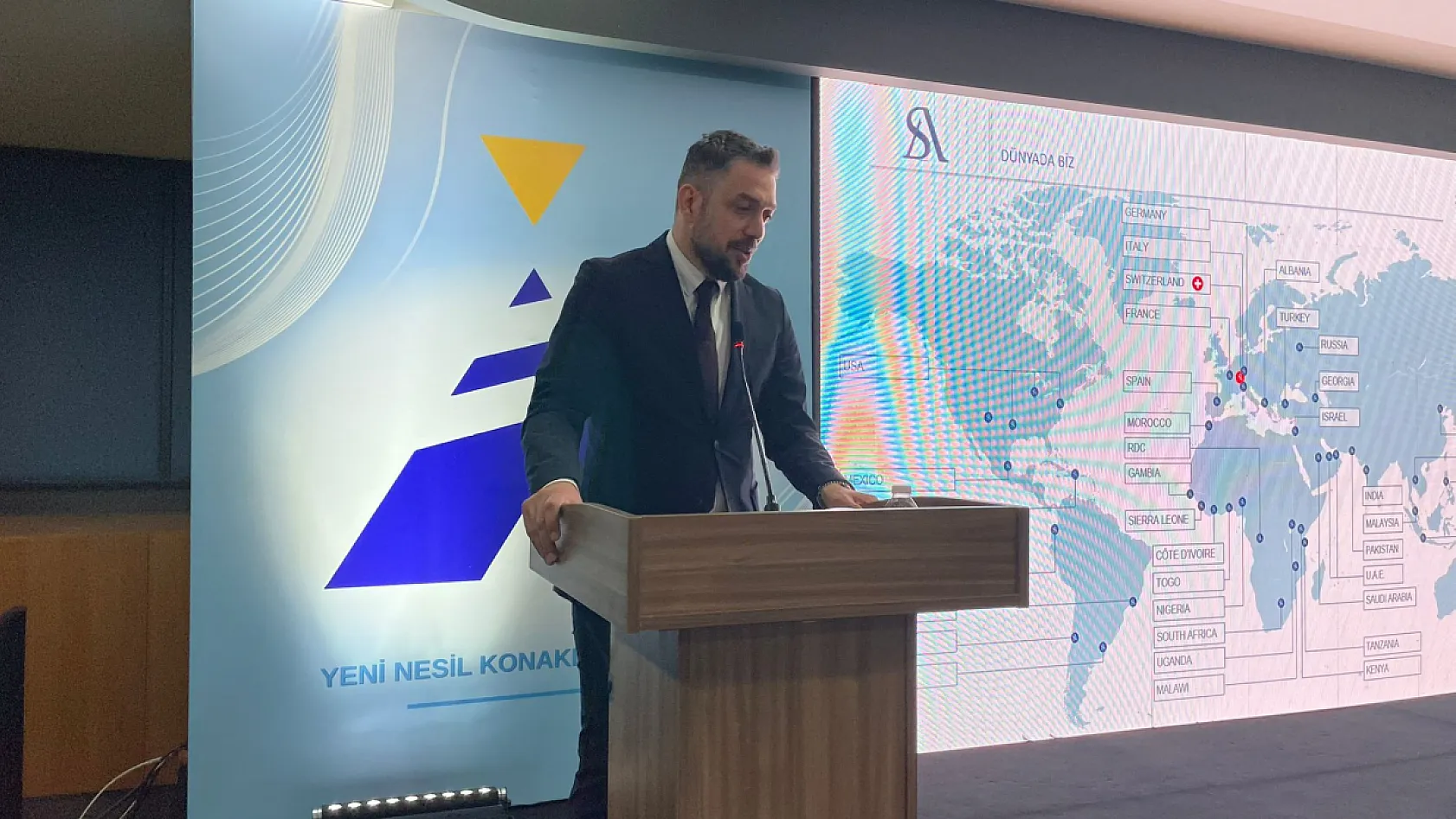 Fethiye'de Yeni Nesil Konaklama Zirvesi'nde turizmin geleceği konuşuldu