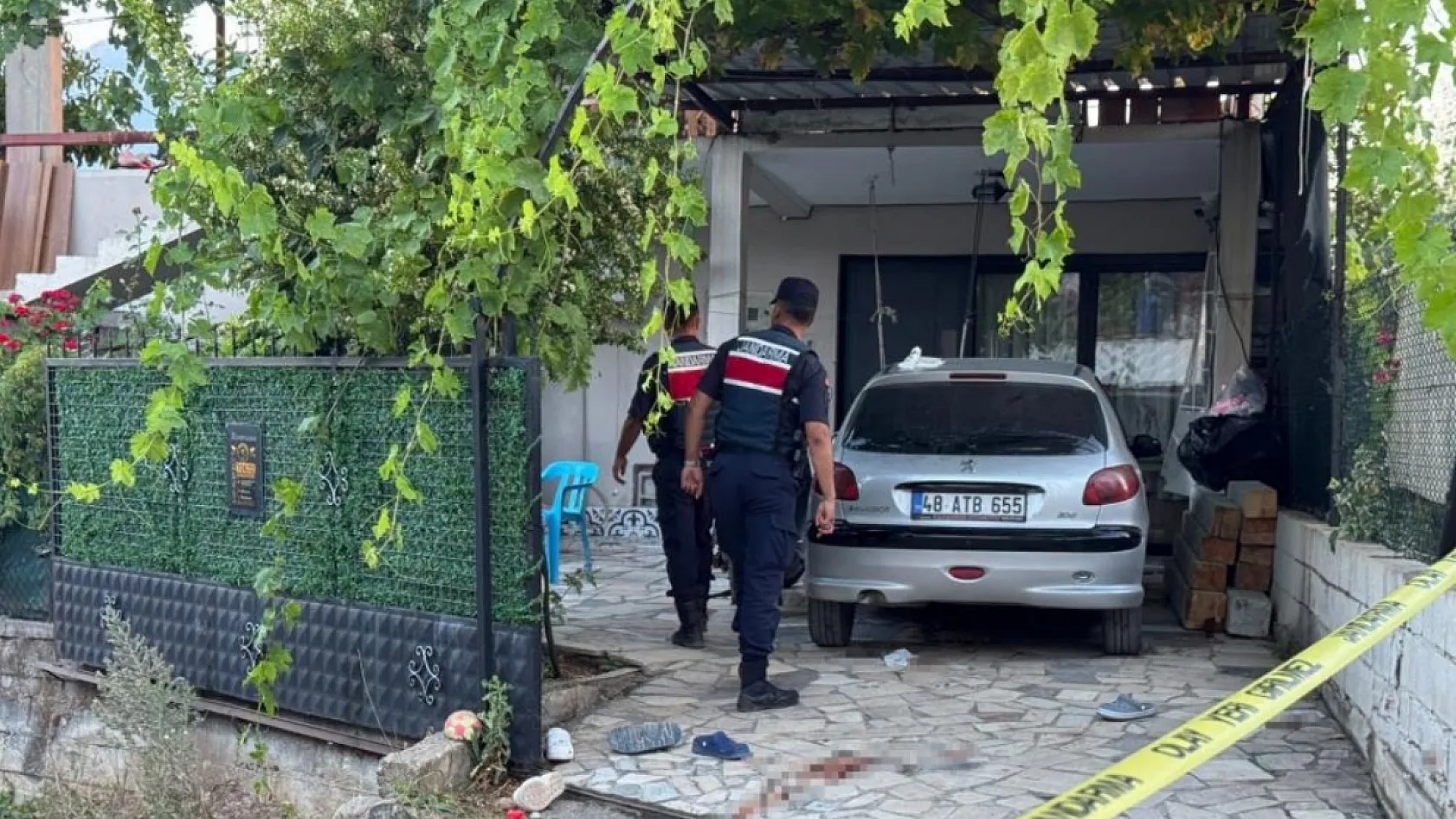 Fethiye'deki komşu dehşeti kamerada