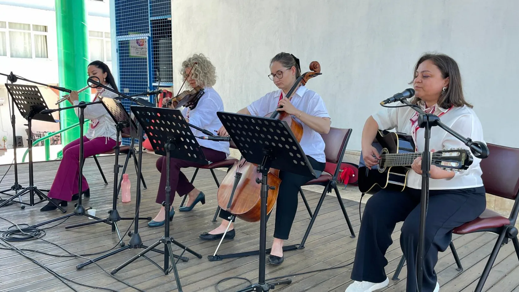 Fethiye Fotoğraf Festivali'nde müzik ve sanat buluşması: Grup Kadenza sahne aldı