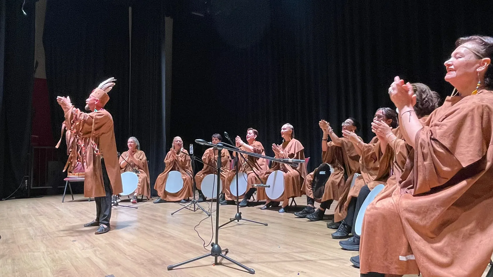 Fethiye Halk Eğitim Merkezi Yıl Sonu Konserinde salon doldu taştı