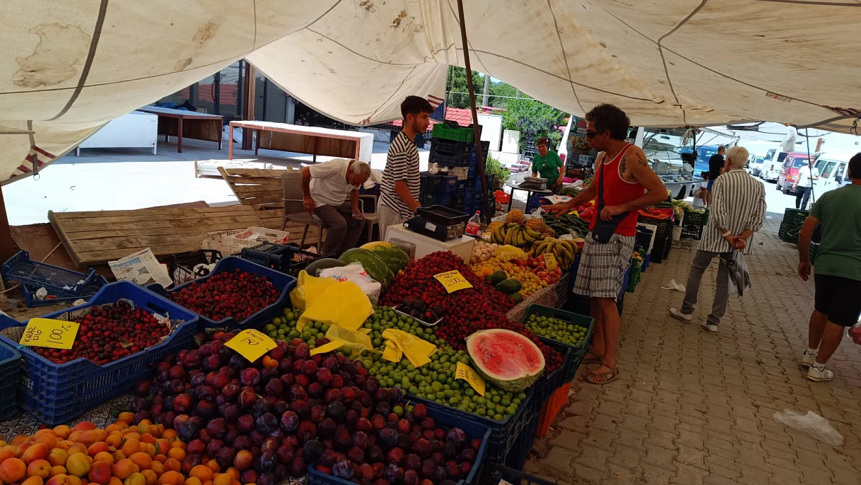 Fethiye Hisarönü Pazarı'nda bu hafta hangi ürün kaç lira?
