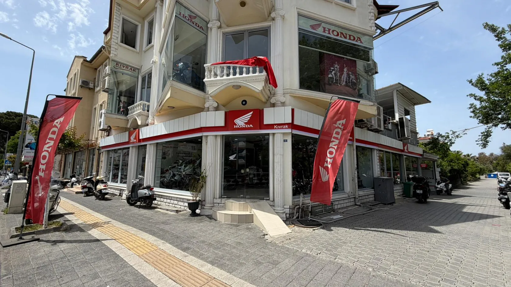 Fethiye Honda Kıvrak'ta PCX125'e Rekor Talep: Fiyatı 189 Bin TL'ye Geriledi