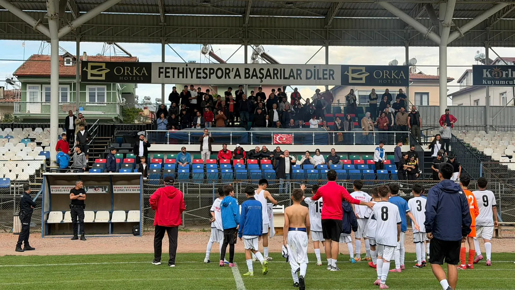 Fethiye İlçe Stadyumu'nda zirveyi Fethiyespor U13 aldı: 2-1