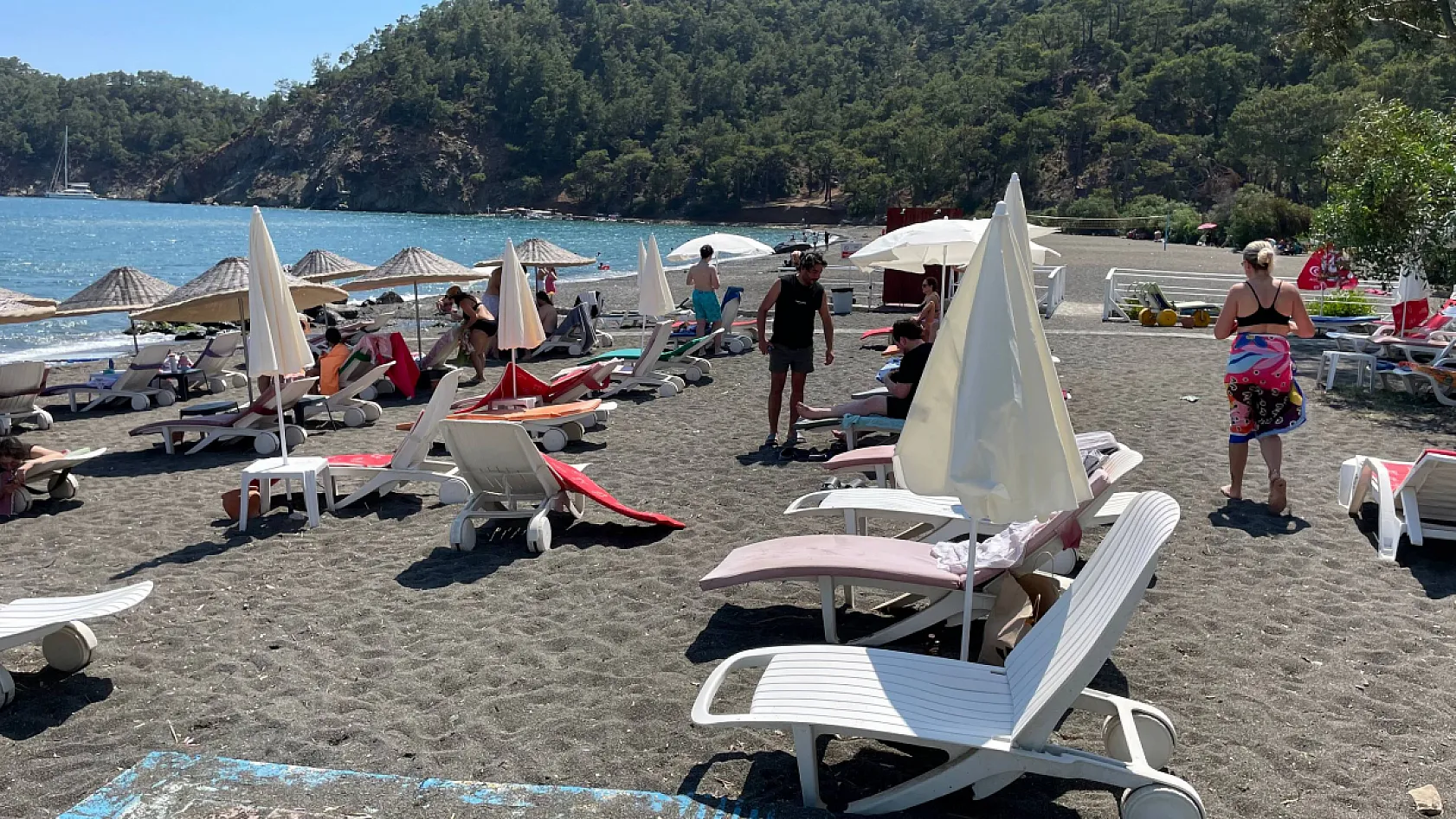 Fethiye İnlice Plajı Yaz Sezonuna Hazır: Hafta Sonları Yoğunluk Artıyor