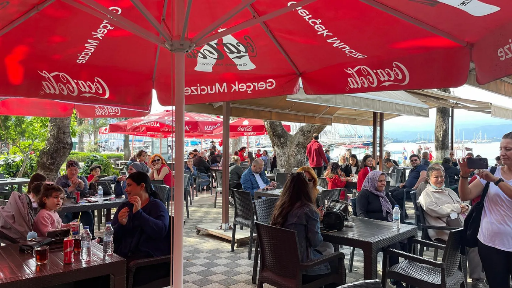 Fethiye Karagözler Halk Evi'nde 23 Nisan Coşkusu