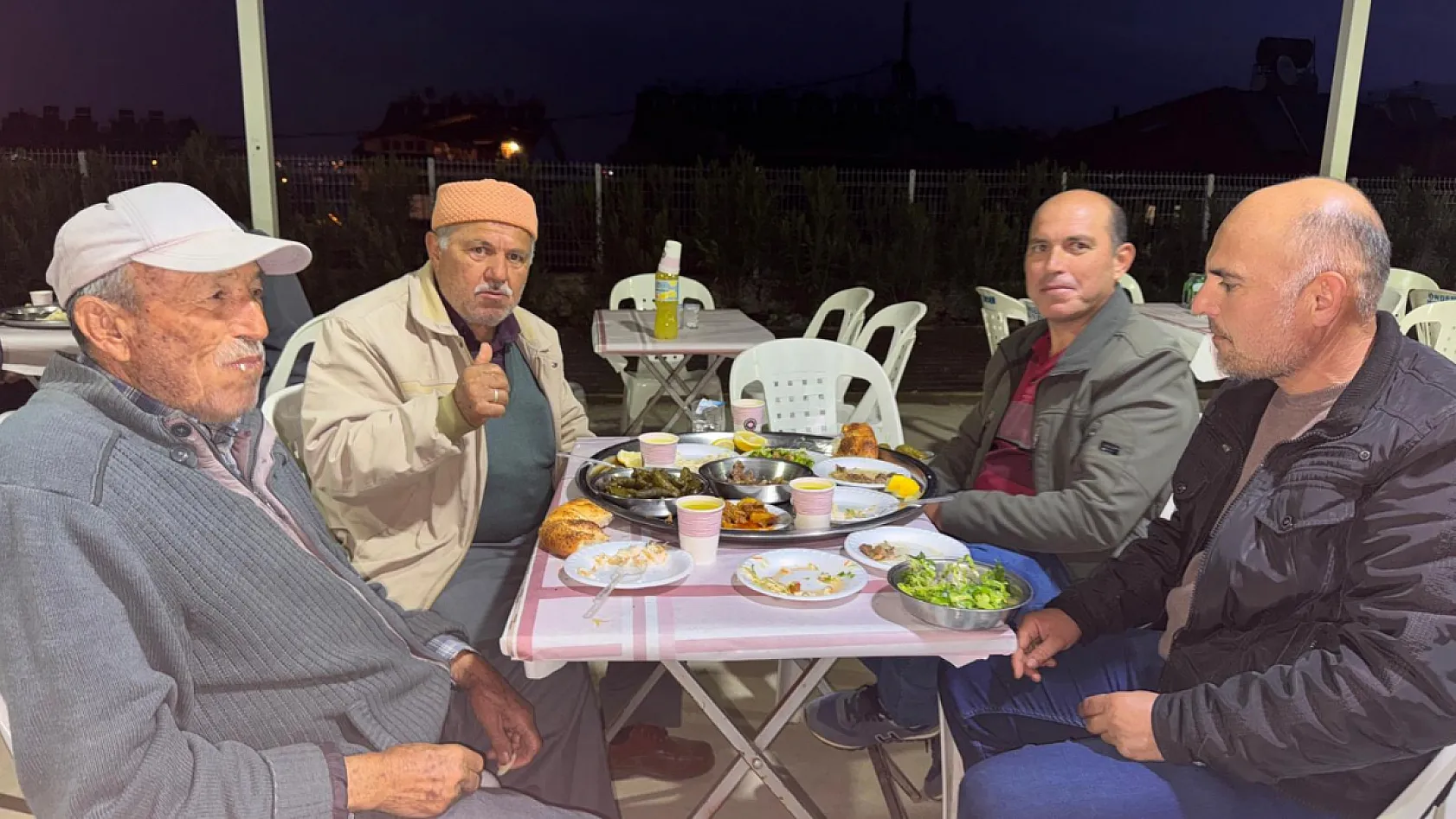 Fethiye Karapınar Mahallesi'nde ramazan ayı, birlik ve paylaşımla sona erdi