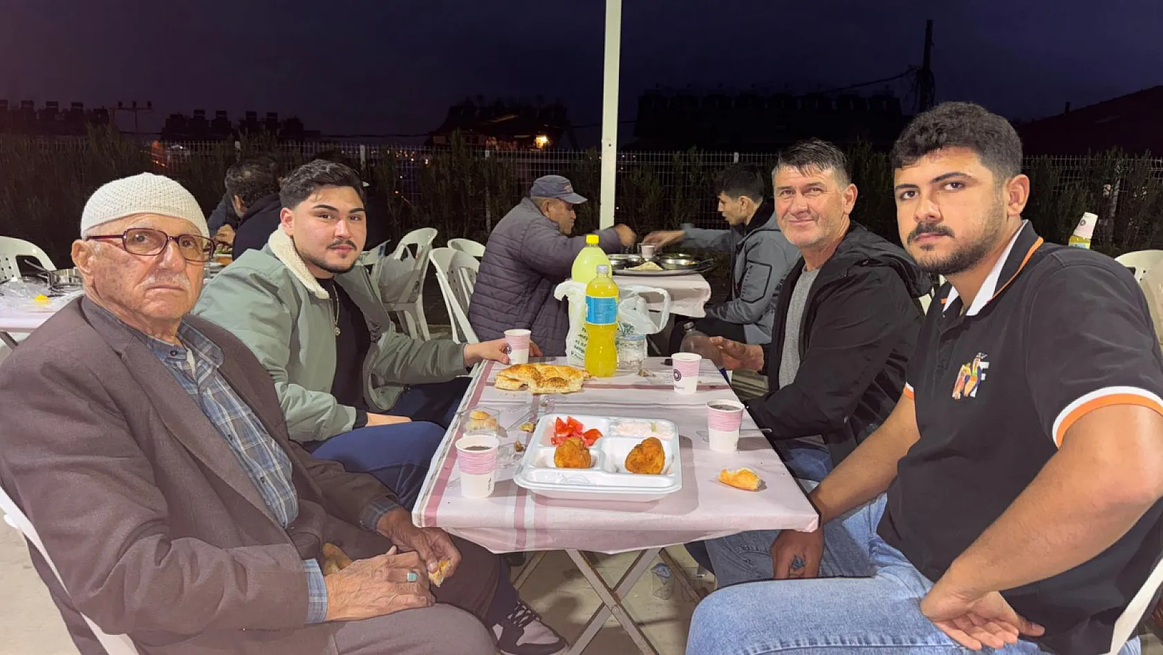 Fethiye Karapınar Mahallesi'nde ramazan ayı, birlik ve paylaşımla sona erdi