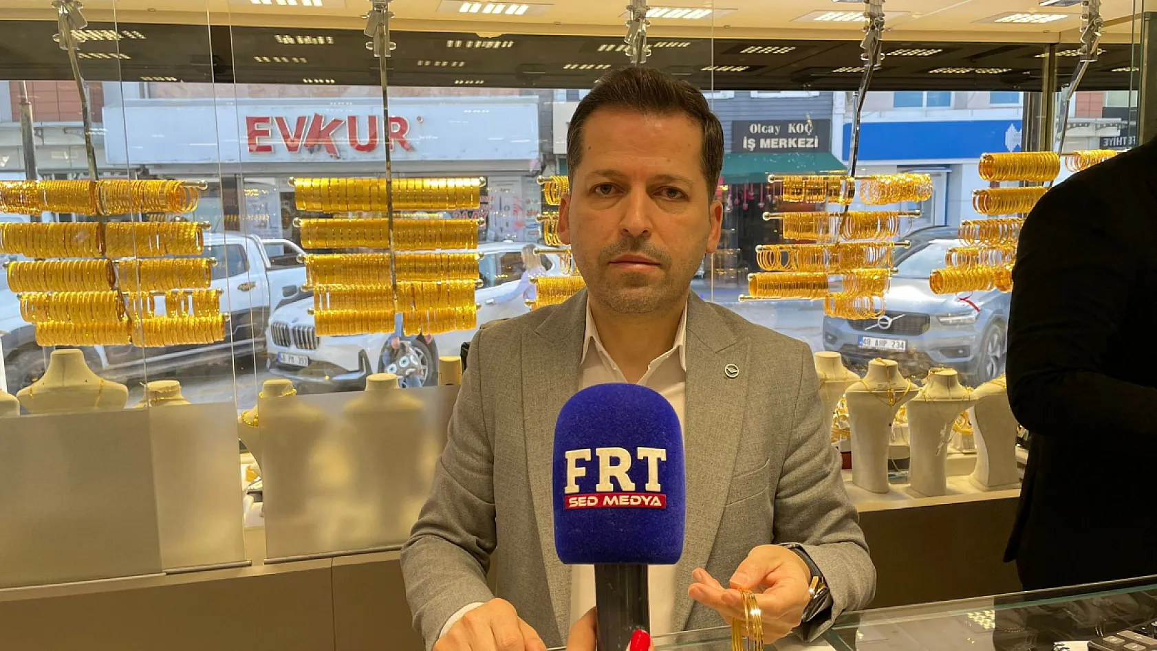 Fethiye Karlık Kuyumculuk: Altın piyasası yeni haftada temkinli