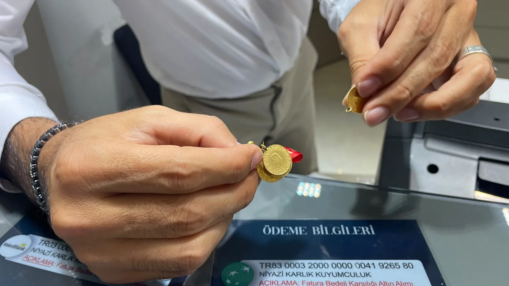 Fethiye Karlık Kuyumculuk yeni şubelerle yoluna devam ediyor
