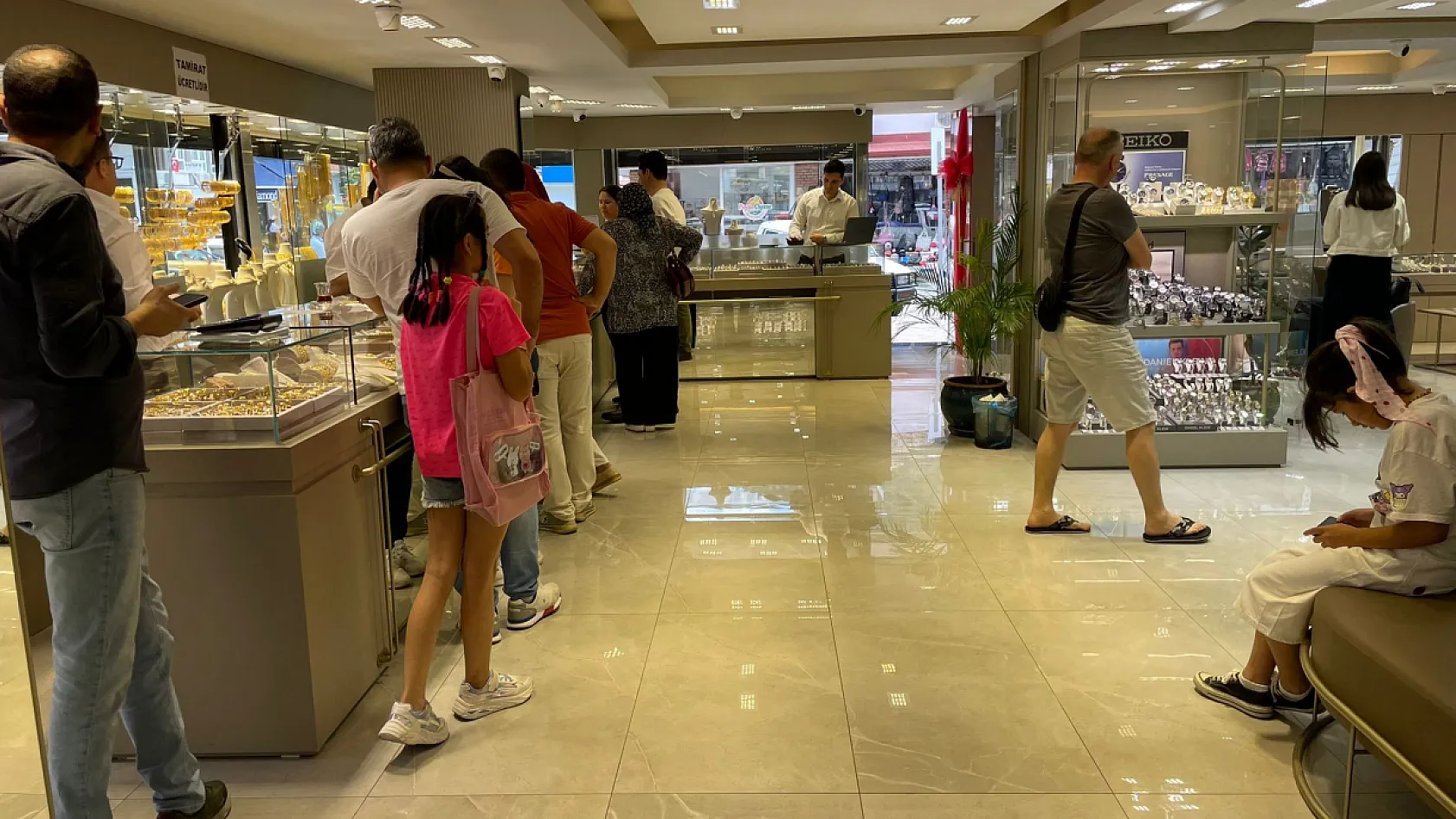 Fethiye Karlık Kuyumculuk'tan bayram düzenlemesi: İlk iki gün kapalı