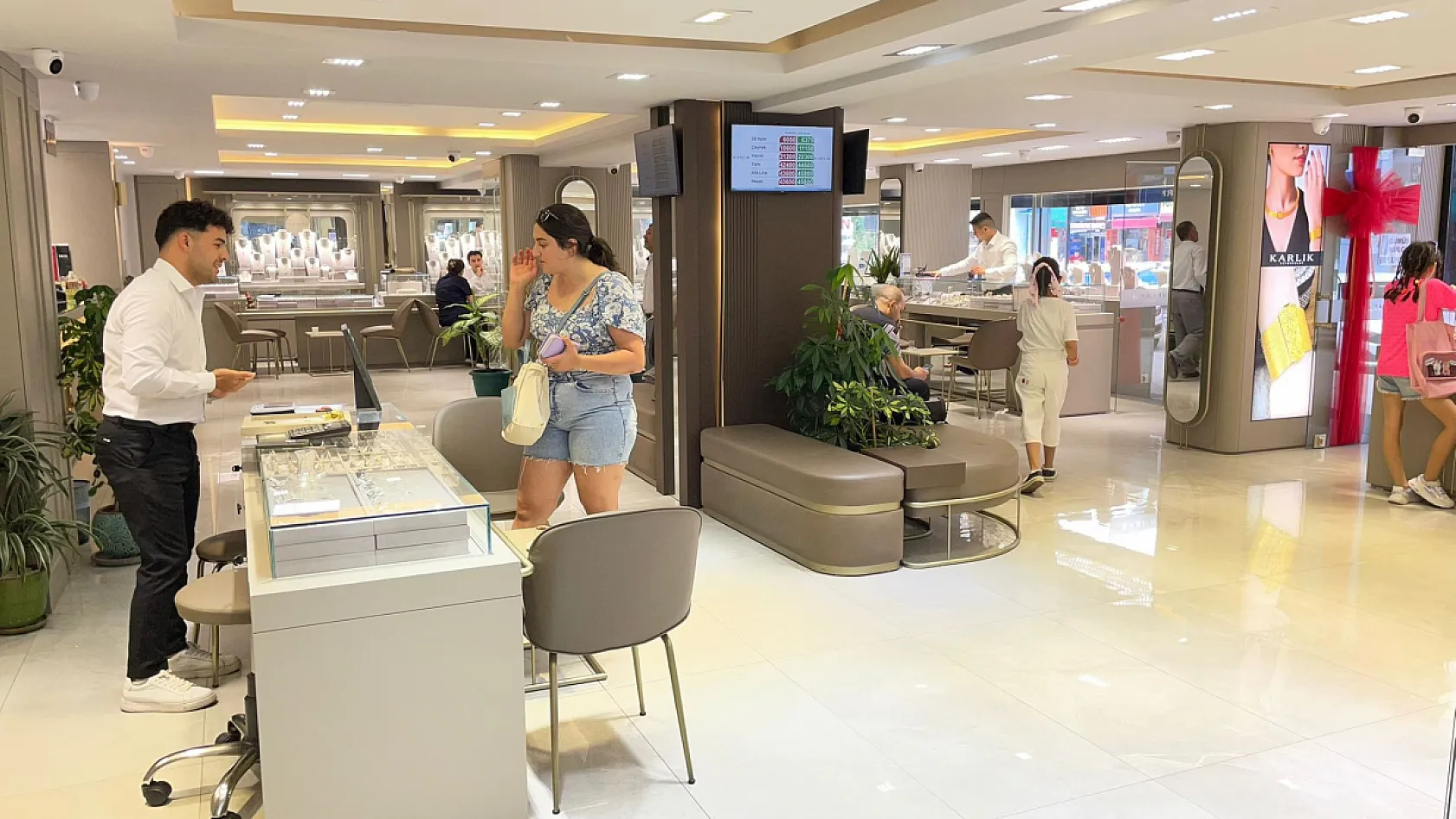 Fethiye Karlık Kuyumculuk'tan bayram düzenlemesi: İlk iki gün kapalı