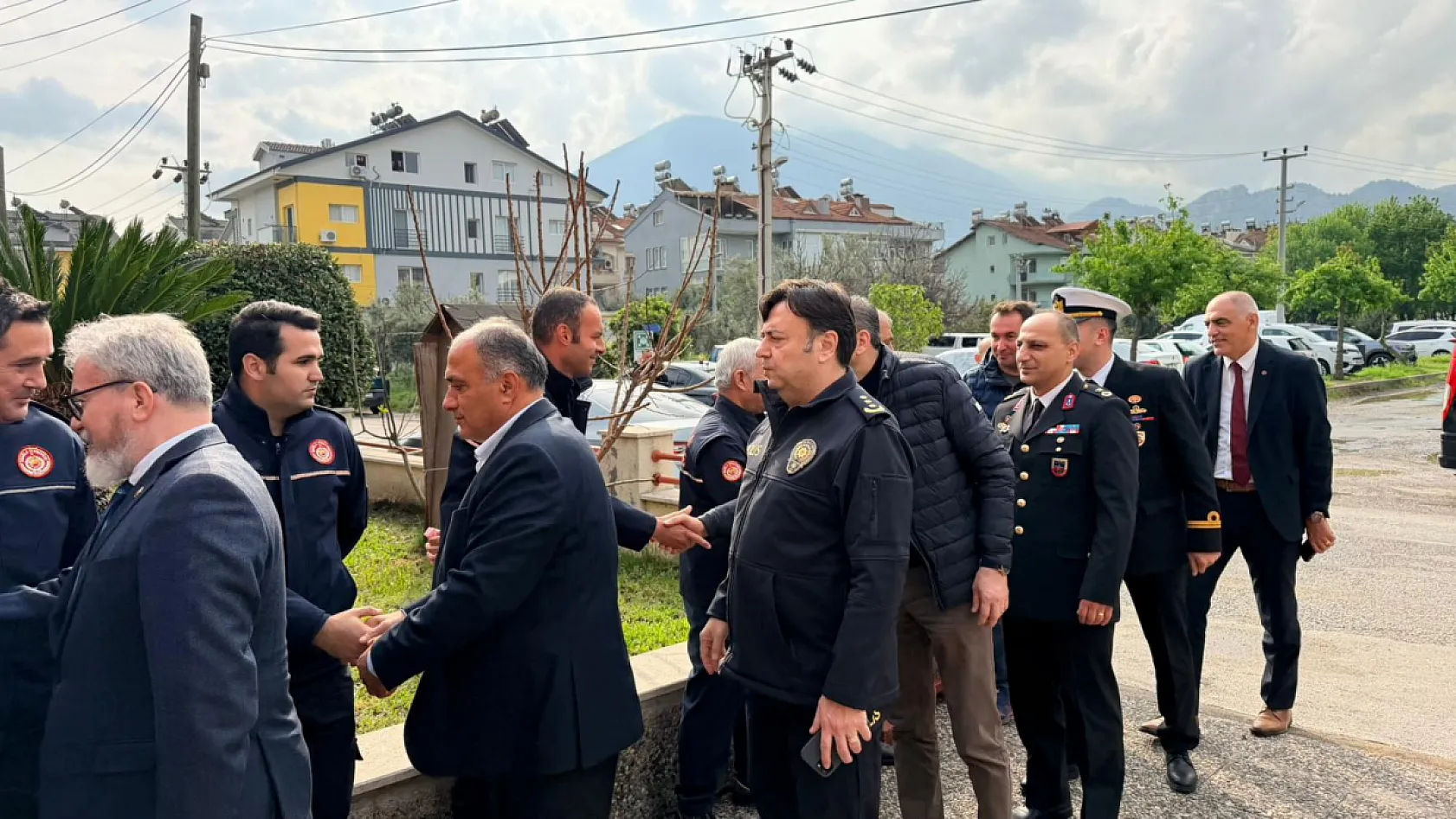Fethiye Kaymakamı Akkaya'dan itfaiye personeline moral ziyareti