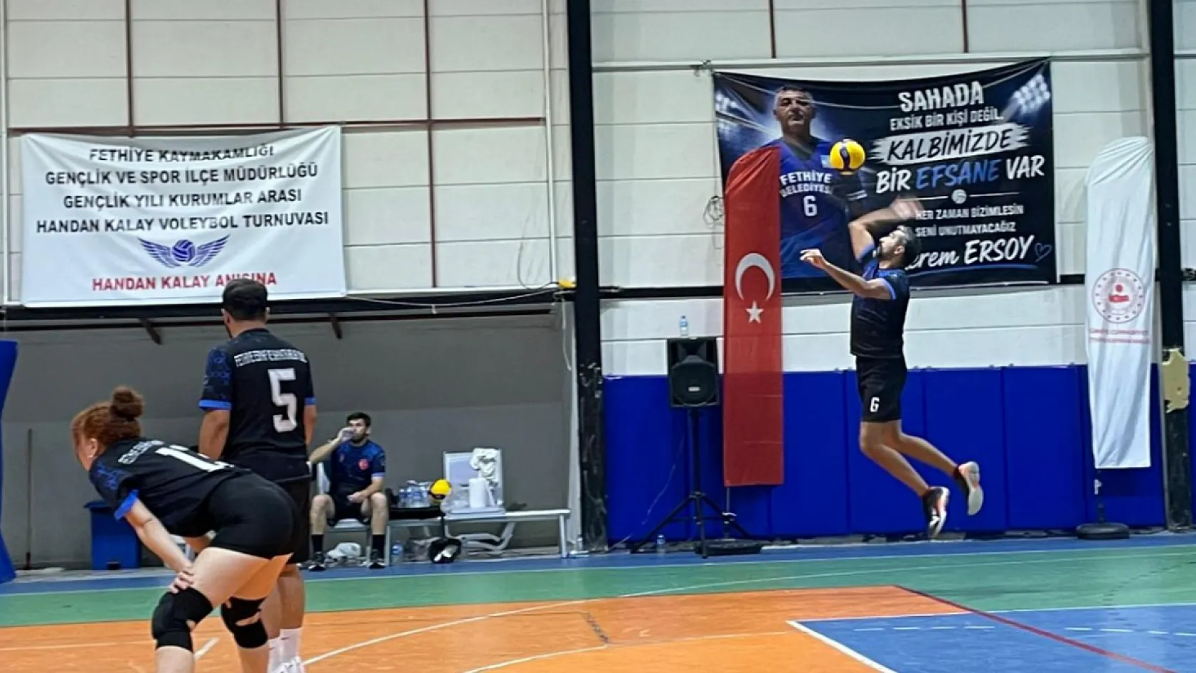 Fethiye Kurumlar Arası Voleybol Turnuvası'nda Şampiyon Esnaf ve Sanatkarlar Odası
