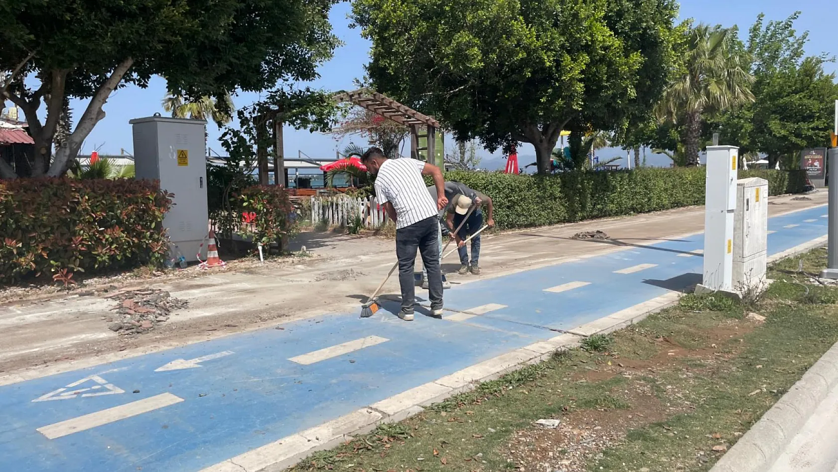 Fethiye Sahil Bandındaki koşu yolu yenileniyor
