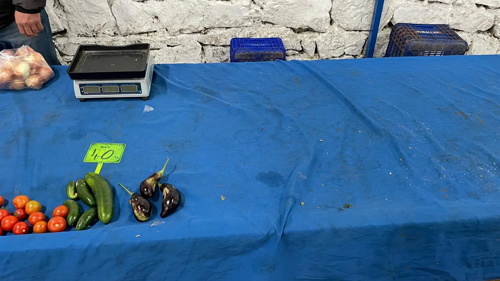 Fethiye Salı Pazarı'nda fiyat alarmı: Rusya talebi ve ürün azlığı etkisini gösterdi