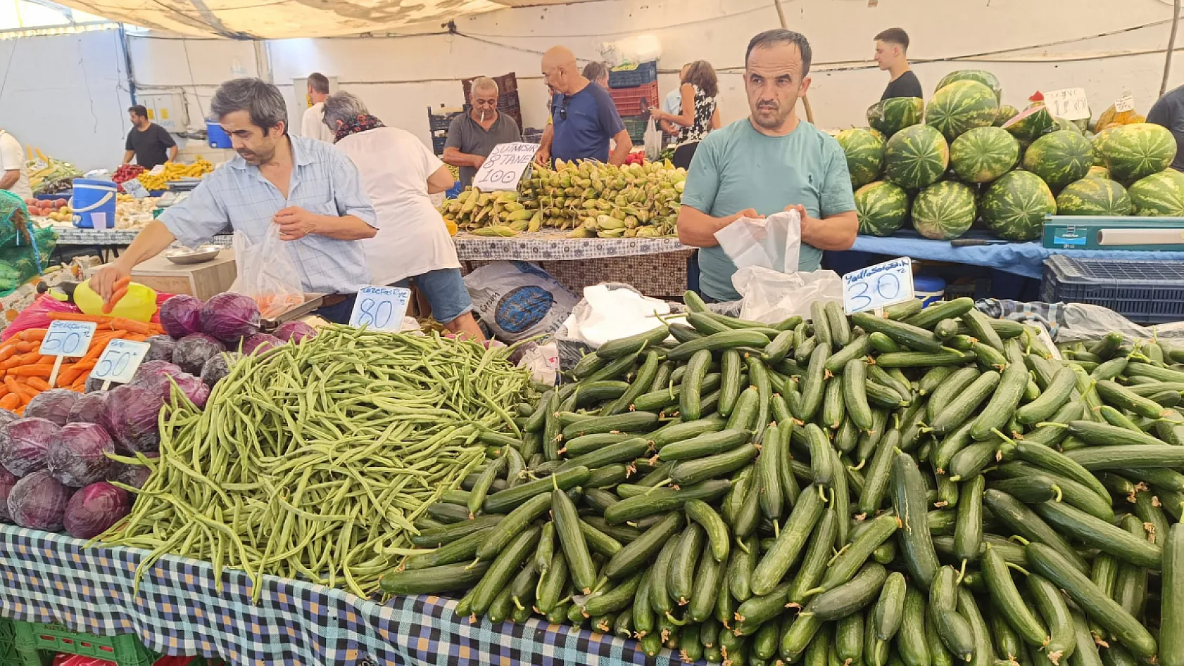 Fethiye Salı Pazarı'nda haftanın güncel fiyatları