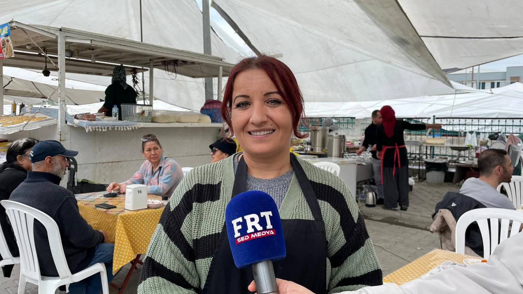 Fethiye Salı Pazarı'nda Lezzet Molası: Taze ve el açması börekler
