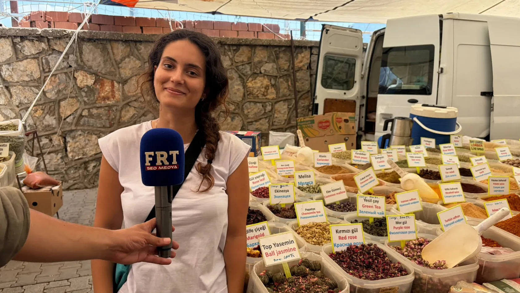 Fethiye Salı Pazarı'nın baharat tezgahında 20 yıllık emek