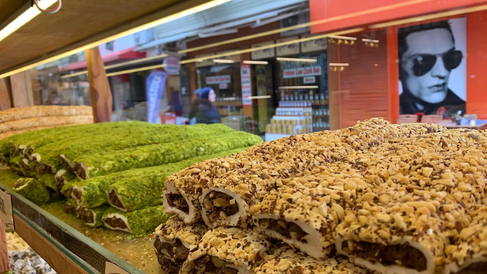 Fethiye Servet Şekerleme'de bayramın gözdesi 'Tahinli Çikolata'