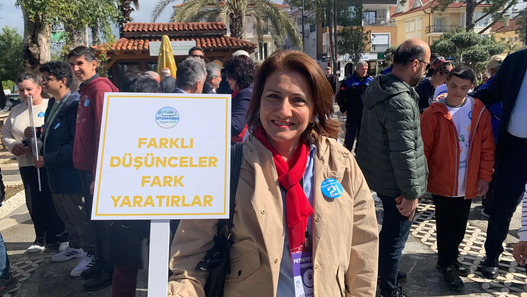 Fethiye sokaklarında 'Otizm' farkındalığı