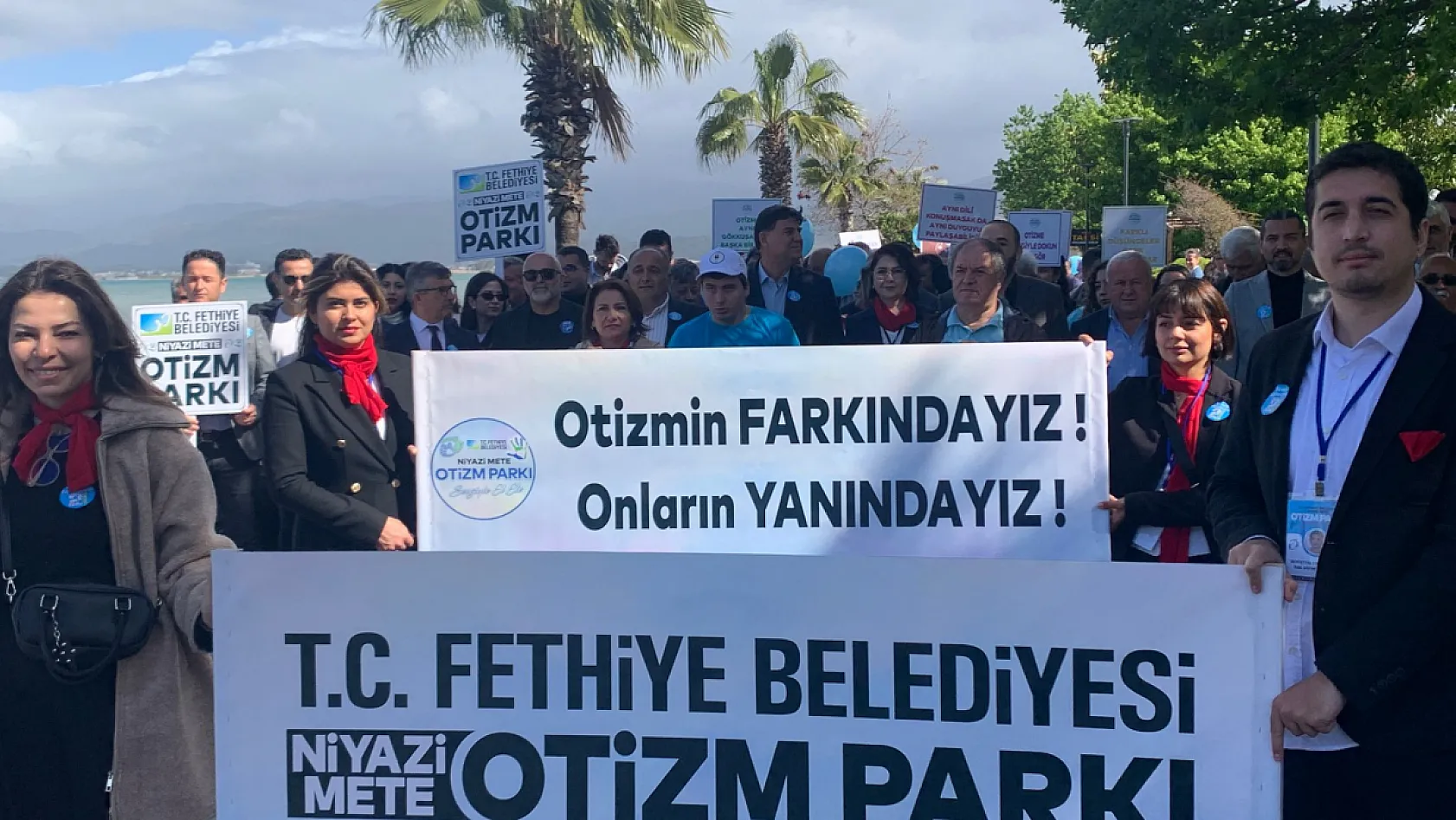 Fethiye sokaklarında 'Otizm' farkındalığı