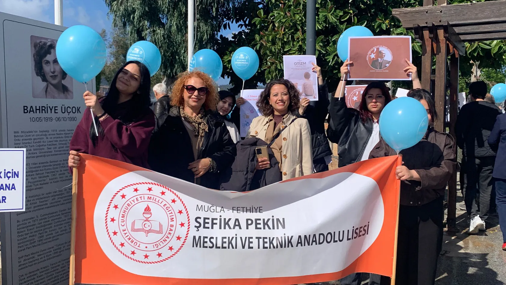 Fethiye sokaklarında 'Otizm' farkındalığı