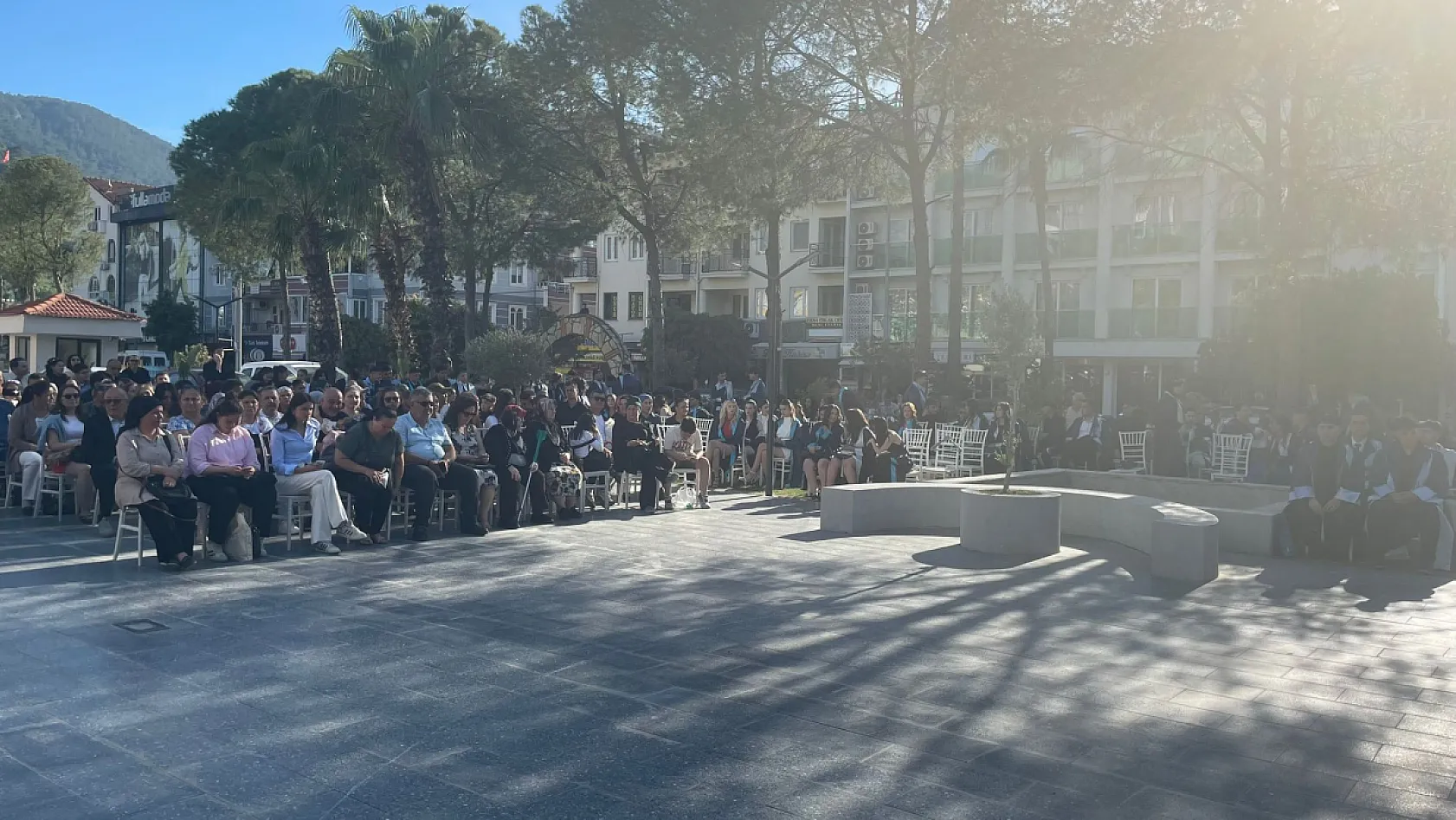 Fethiye Turizm Lisesi 33. dönem mezunlarını verdi