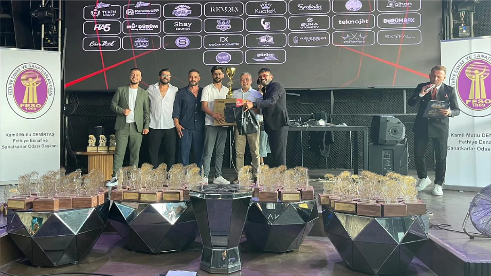 Fethiye, Türkiye'nin Dört Bir Yanından Gelen Kuaför ve Berberleri HAIRFEST'te Buluşturdu