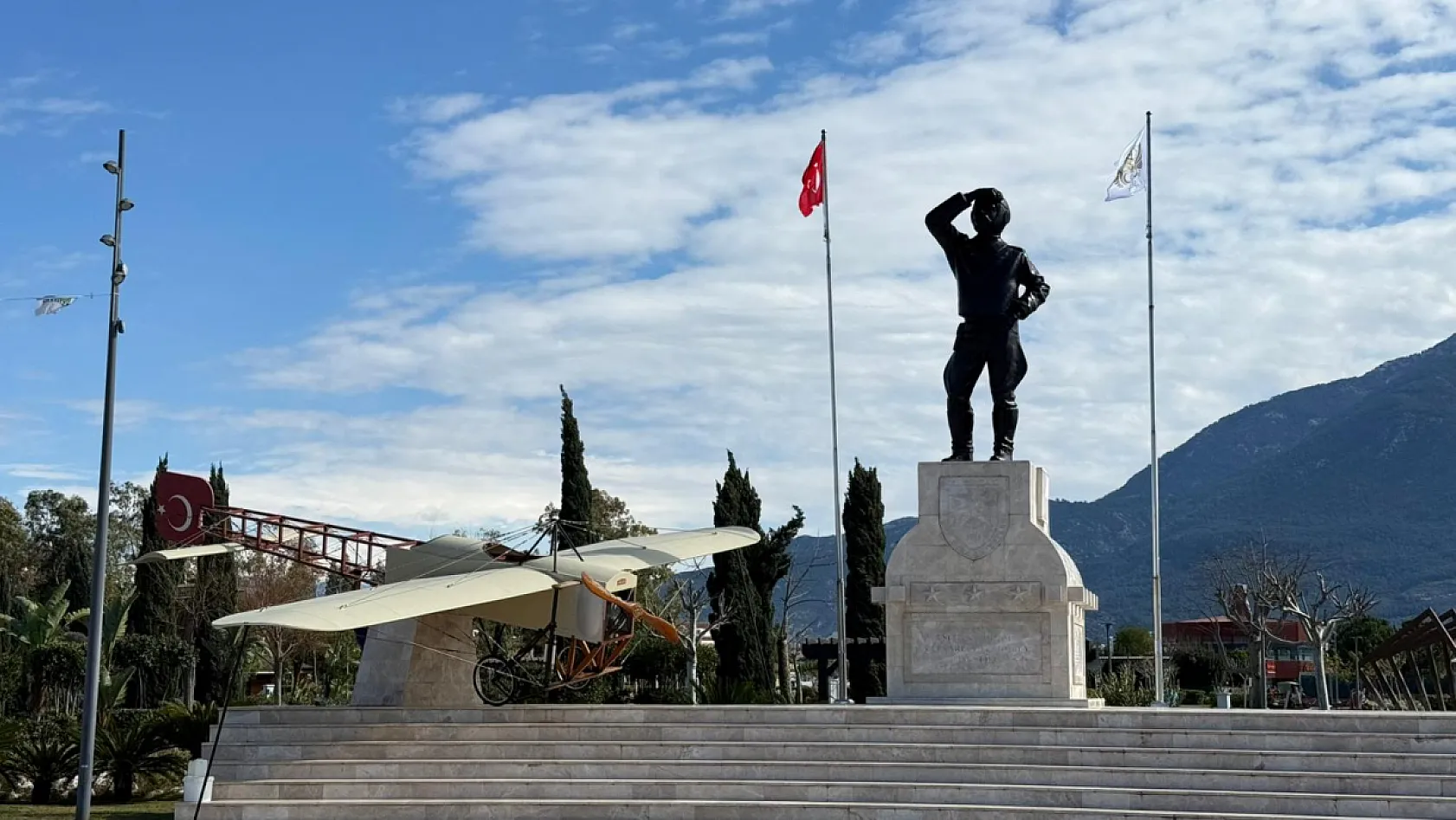Fethiye'ye adını veren Şehit Fethi Bey'in 112. yılına özel deneme uçuşu
