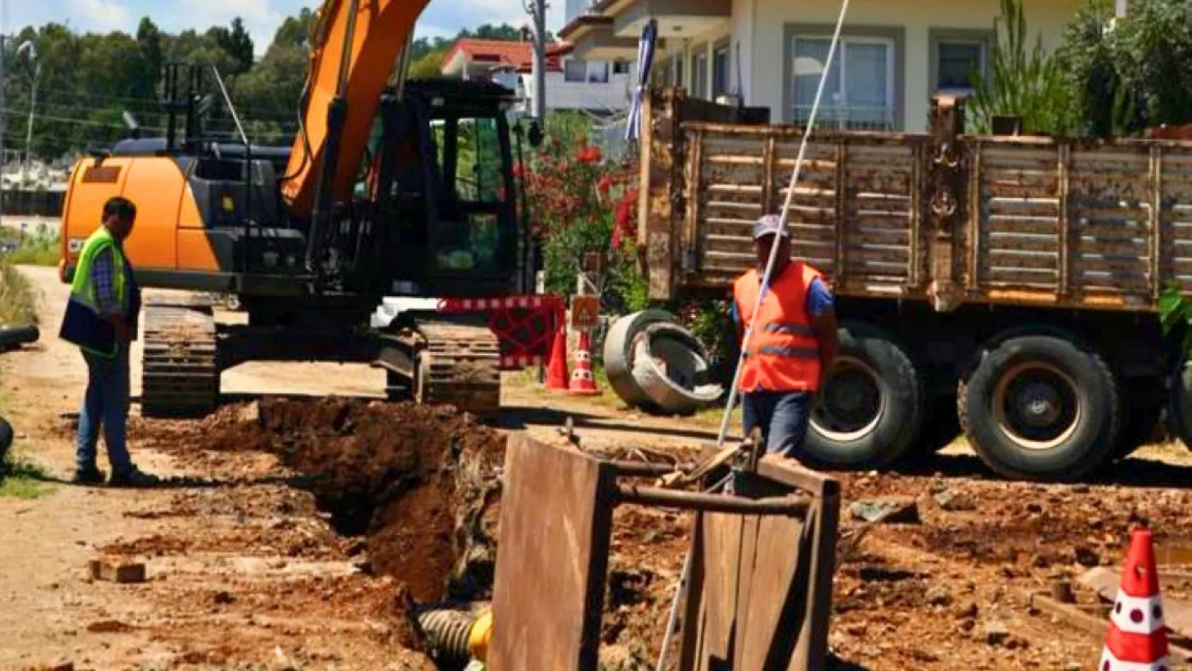 Fethiye Yeni Mahalle kanalizasyona kavuşuyor