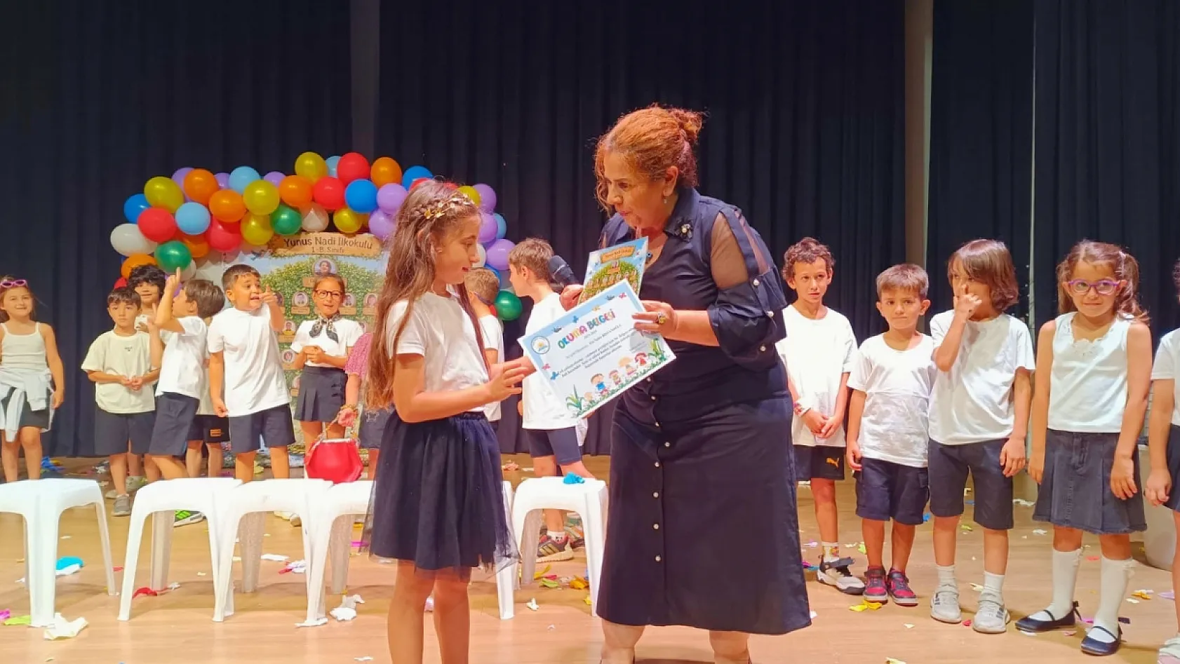 Fethiye Yunus Nadi İlkokulu 1-B Sınıfı'ndan renkli 'okuma şenliği'