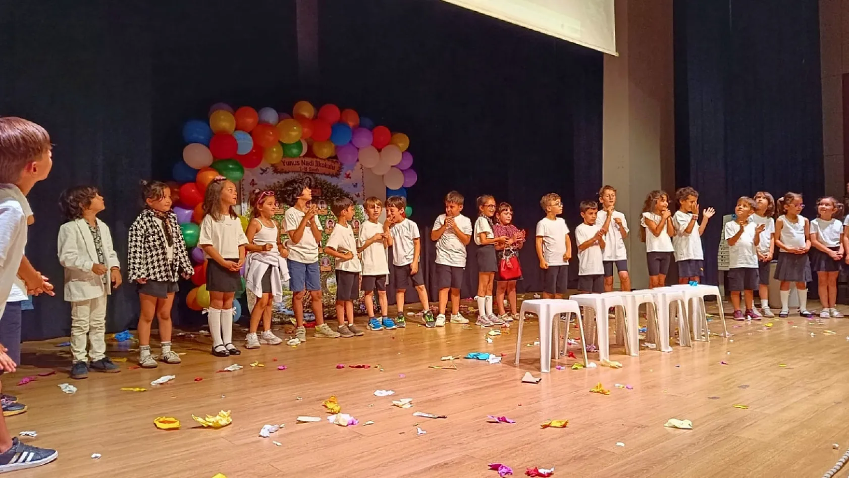 Fethiye Yunus Nadi İlkokulu 1-B Sınıfı'ndan renkli 'okuma şenliği'